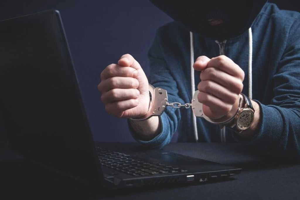federal-cyberstalking-charges-for-online-harassment