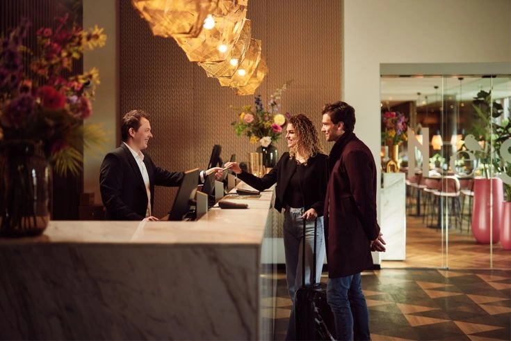 hotel-front-desk-phishing-target
