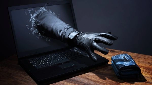 online-financial-data-theft-dcrat-remote-access-trojan
